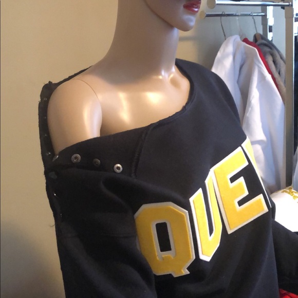 Sweatshirt - Picture 3 of 4